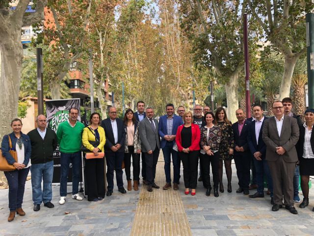 El Ayuntamiento anima a los murcianos a participar en la campaña ´Encesta vidrio, ganamos todo´ - 1, Foto 1