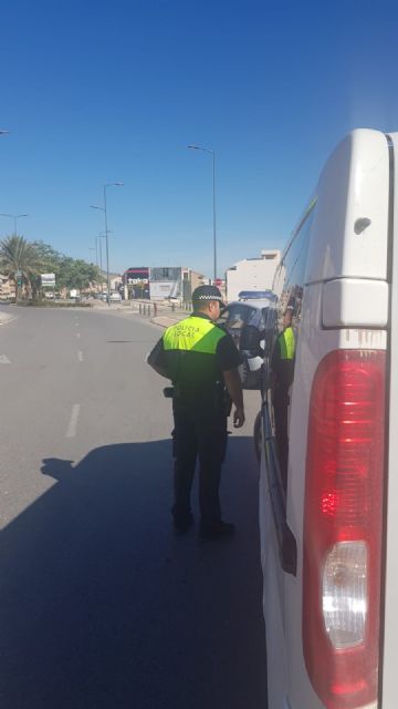 La Policía Local inicia hoy una campaña de control de furgonetas promovida por la DGT, Foto 2