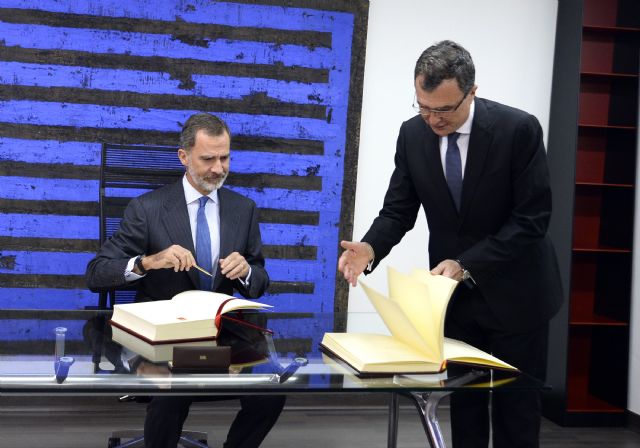 El rey Felipe VI inaugura el Libro de Oro del Ayuntamiento de Murcia 31 años después de hacerlo como príncipe - 2, Foto 2