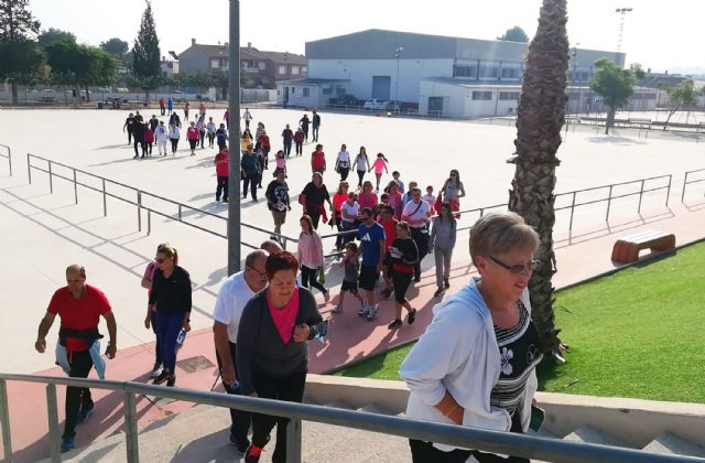 Los itinerarios saludables de Las Torres de Cotillas se inauguran con una concurrida marcha - 1, Foto 1