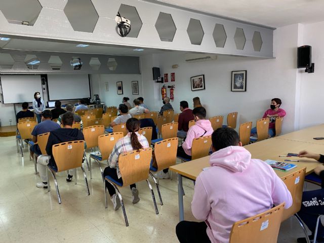 Manejo seguro de carretillas elevadoras - 3, Foto 3