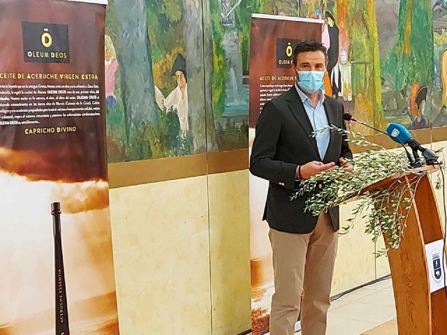 Una empresa caravaqueña lanza al mercado un aceite ecológico de acebuchina con propiedades antioxidantes para su uso gastronómico y cosmético - 2, Foto 2