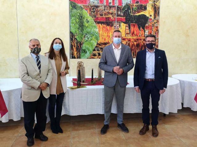 Una empresa caravaqueña lanza al mercado un aceite ecológico de acebuchina con propiedades antioxidantes para su uso gastronómico y cosmético - 3, Foto 3