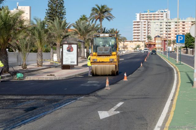 Infraestructuras realiza obras de asfaltado en La Manga e Islas Menores - 1, Foto 1