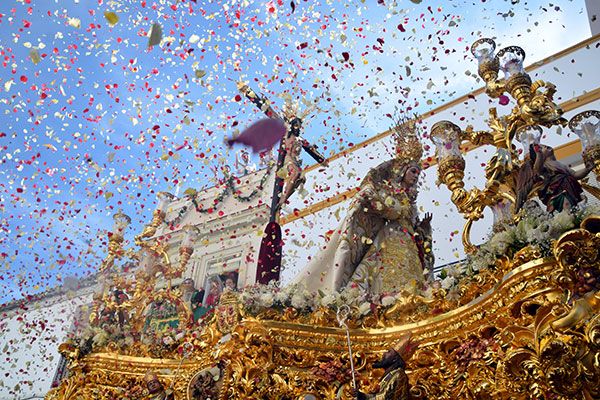 Traslado de los Titulares de la Vera-cruz de Alcalá del Río por el 50º Aniversario de Coronación en la memoria Histórica - 3, Foto 3