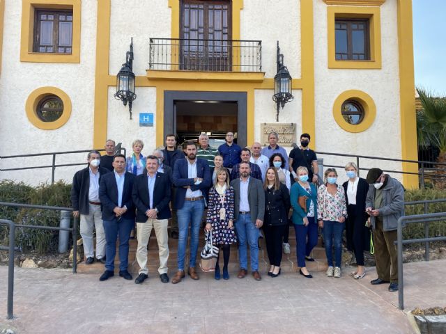 VOX acude a SEPOR en Lorca y muestra su apoyo al sector agroalimentario - 2, Foto 2