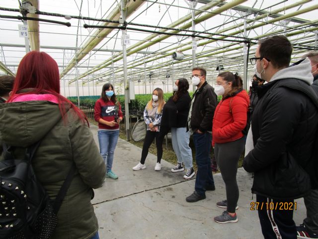 Los alumnos y alumnas de PMEF 'Jardines de Bullas' visitan Invista Producción Vegetal - 3, Foto 3