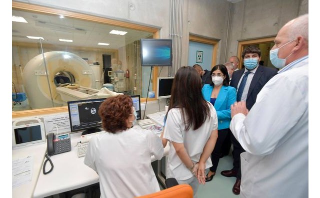 Los nuevos equipos de alta tecnología de la Arrixaca mejorarán el diagnóstico y tratamiento del cáncer y enfermedades cardiovasculares