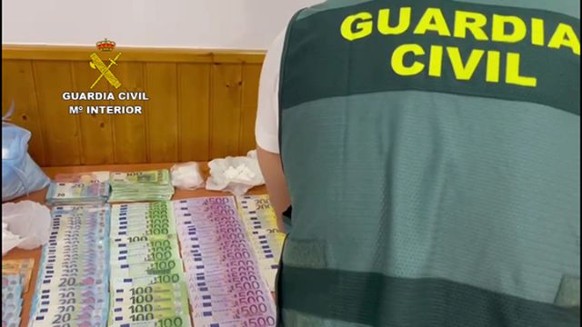 La Guardia Civil desmantela dos puntos de venta de cocaína en dos viviendas de Caravaca de la Cruz - 4, Foto 4