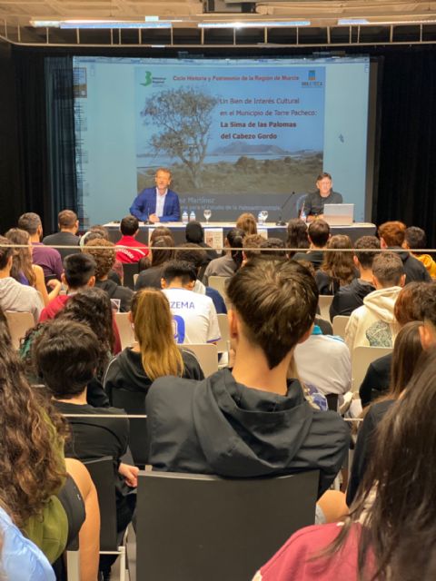 Ciclo Historia y Patrimonio de la Región de Murcia: Sima de las Palomas - 2, Foto 2
