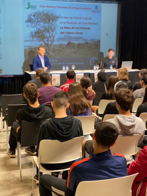 Ciclo Historia y Patrimonio de la Región de Murcia: Sima de las Palomas - 3, Foto 3