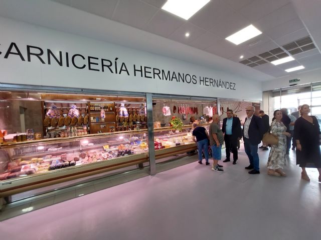 Abierta de nuevo la plaza de abastos de Campoamor tras su remodelación - 1, Foto 1