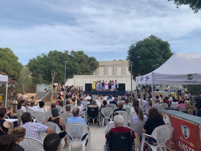 Antonio Hernández, María Dolores Escobar, Protección Civil y los sanitarios aguileños recibe el reconocimiento de la Junta Municipal de Las Majadas, Molinetas y Cementerio Viejo - 1, Foto 1