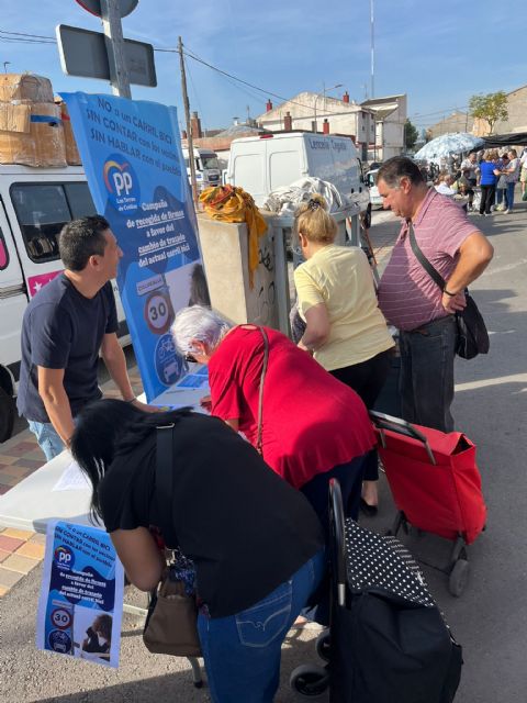 Campaña de recogida de firmas contra el actual carril bici   - 3, Foto 3