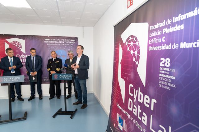 El grupo de investigación de la UMU de ciberdefensa estrena instalaciones para avanzar en sus proyectos - 3, Foto 3