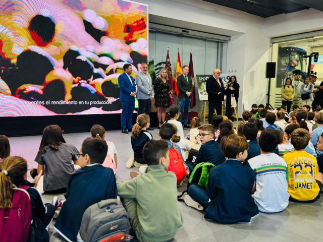 El alcalde de Lorca, Fulgencio Gil, apuesta por promover desde el colegio el conocimiento de la cultura ganadera - 4, Foto 4