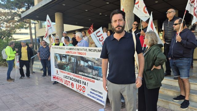 Podemos pide la dimisión de García Montoro si los autobuses no se licitan este año - 1, Foto 1