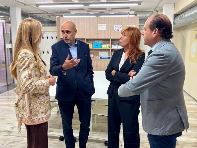 El Ayuntamiento de Murcia y la Fundación la Caixa refuerzan su compromiso para combatir la pobreza infantil con la inauguración del nuevo Espacio Educativo Municipal del Centro García Alix - 2, Foto 2