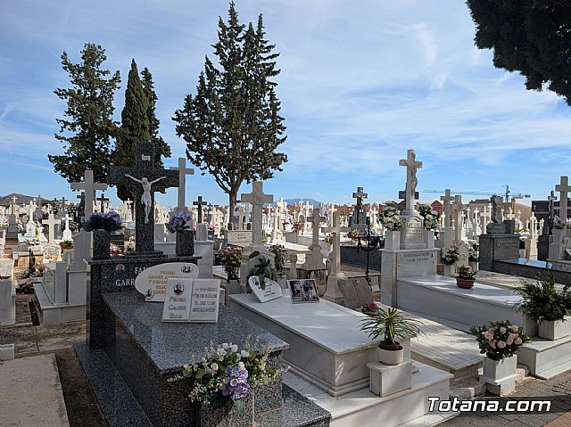 Arranca mañana y hasta el domingo el dispositivo de servicios, seguridad y emergencias en el Cementerio Municipal con motivo de la festividad del Día de Todos los Santos - 1, Foto 1