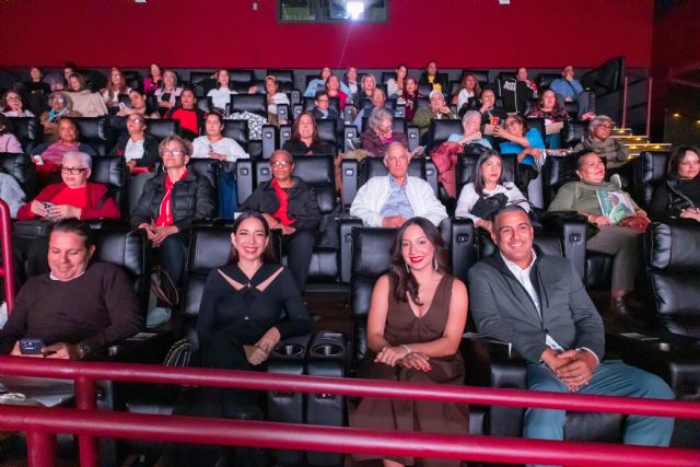 “Día 8” emociona y conquista Nueva York con un sold out en el dominican film festival - 4, Foto 4