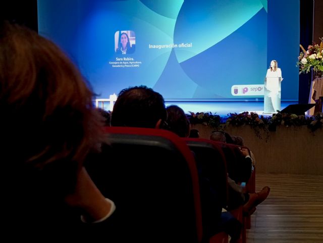 El Gobierno regional apuesta por impulsar la competitividad, sostenibilidad y sanidad animal del sector porcino - 2, Foto 2