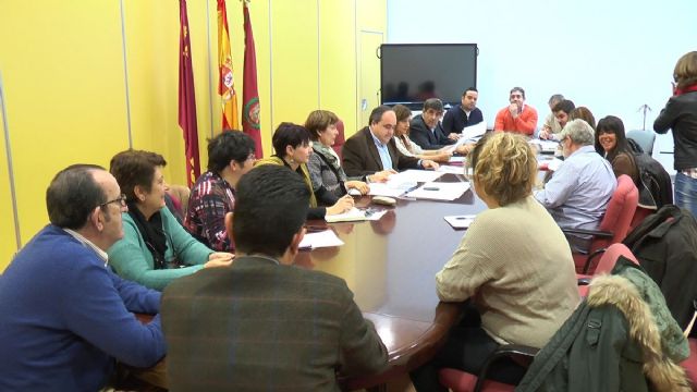 La Mesa del Pacto por la Noche busca un espacio de ocio nocturno para que los jovenes puedan reunirse - 1, Foto 1