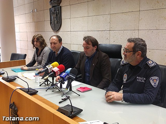 Promueven una campaña de concienciación ciudadana para prohibir la venta y consumo de alcohol a menores de 18 años, Foto 1