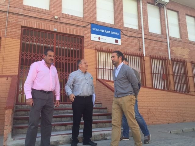 Educación invierte más de 60.000 euros en seguir acondicionando y reparando los colegios del municipio durante este otoño - 1, Foto 1