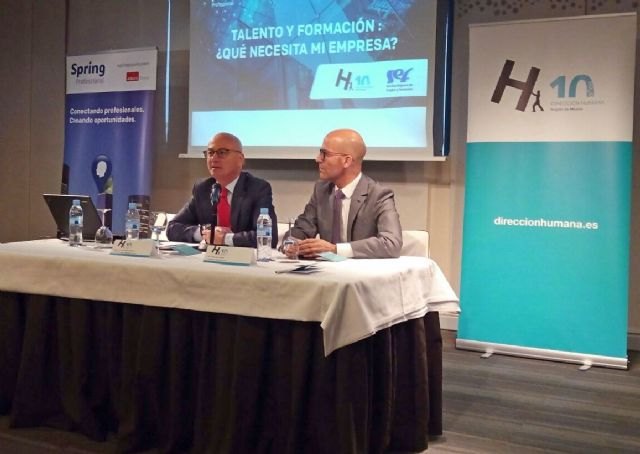 La Comunidad incrementará en 2018 los cursos de formación en empleos del futuro como marketing digital o videojuegos - 1, Foto 1