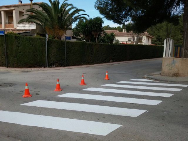 El Ayuntamiento de Cieza rehabilita más de 3600 metros cuadrados de pasos de peatones - 2, Foto 2