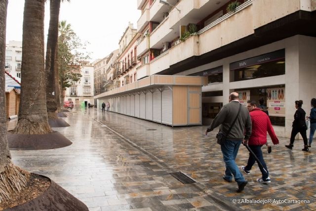 Una veintena de casetas conformaran el mercadillo artesanal navideño en la plaza de San Francisco - 1, Foto 1