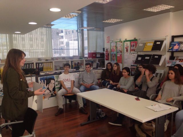 Veintiocho corresponsales juveniles harán de intermediarios entre los estudiantes y la Concejalía de Juventud - 2, Foto 2