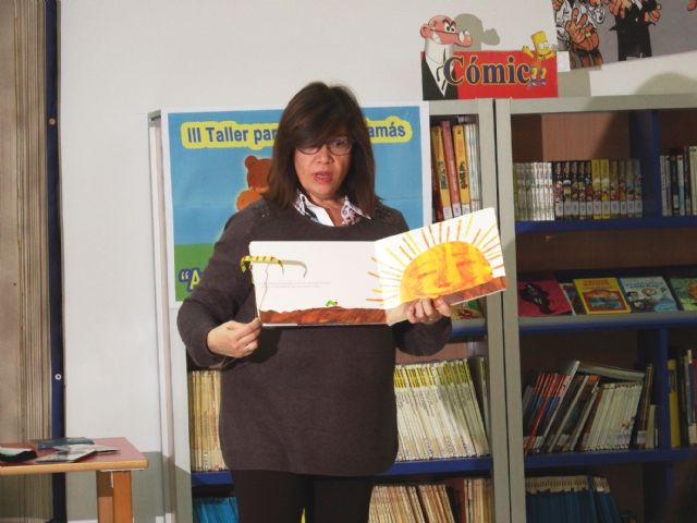 Finaliza el III Taller de Cuentos para padres y madres, Foto 4