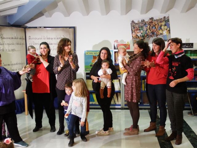 Finaliza el III Taller de Cuentos para padres y madres, Foto 9