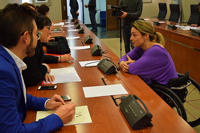 El PP promueve desde la Asamblea la revisión del protocolo de atención al maltrato infantil - 1, Foto 1
