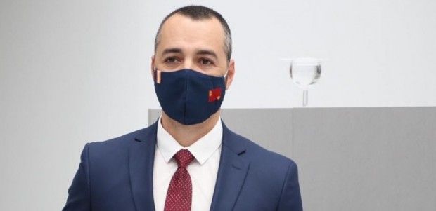 Mata: El PSOE plantea saltarse a la torera la ley de procedimiento administrativo y que la Consejería actúe sin las resoluciones del Ministerio para retirar las embarcaciones - 1, Foto 1