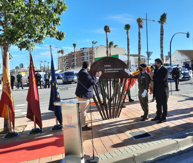 Alcantarilla dedica una avenida al Regimiento Zaragoza 5 de Paracaidistas en el acceso norte al municipio - 1, Foto 1