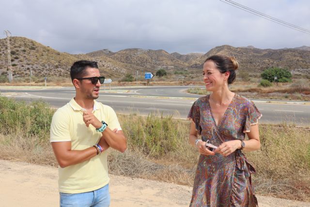 Tras siete años de retraso, la Comunidad Autónoma incluye en sus presupuestos la construcción de la rotonda entre Calabardina y Marina de Cope - 1, Foto 1