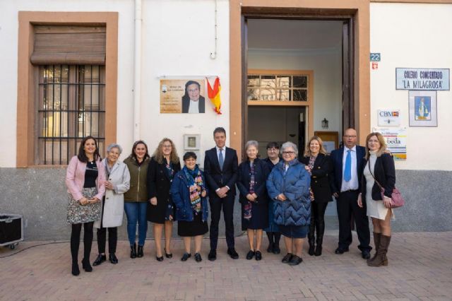 El Ayuntamiento de Blanca rinde homenaje a las Hermanas de la Caridad con la inauguración de una plaza en su nombre - 1, Foto 1