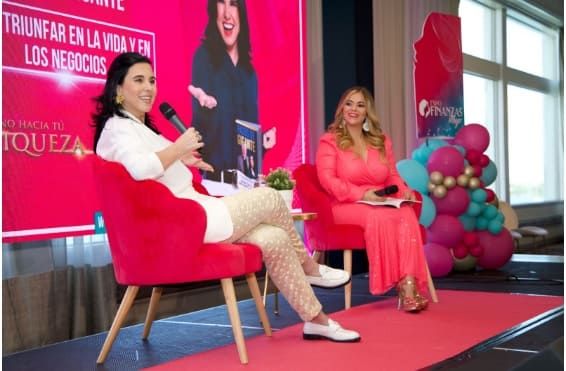 Éxito total Expofinanzas mujer 2023” - 1, Foto 1