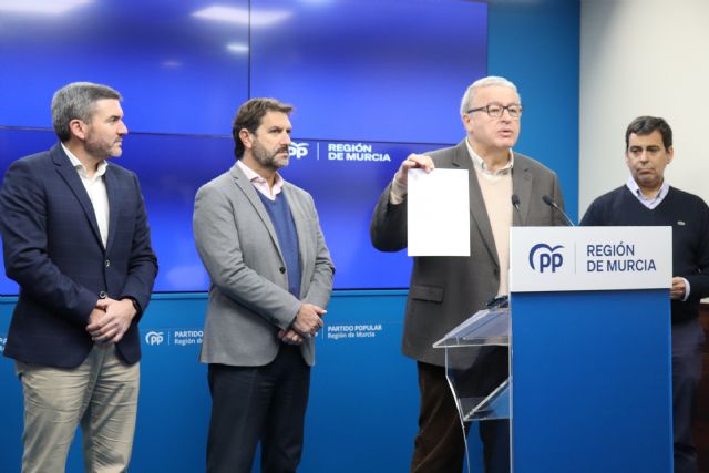 El PP denuncia que sigue sin fecha la llegada del AVE a Cartagena, las inversiones en el aeropuerto de Corvera y el enlace de la A-30 con El Albujón - 1, Foto 1