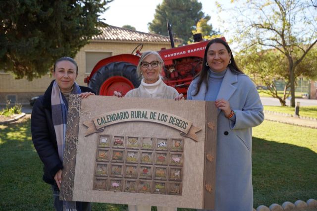 La Concejalía de Vertebración del Territorio presenta el Calendario Rural de los Deseos, una iniciativa pionera que une reconocimiento, arraigo y solidaridad en torno al sector primario - 3, Foto 3