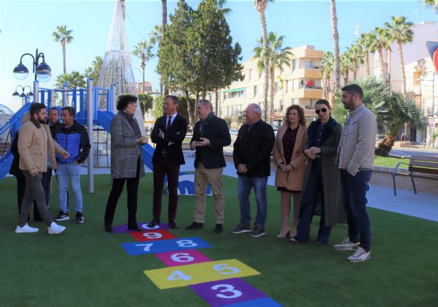 El consejero de Presidencia visita Puerto Lumbreras para conocer de primera mano las renovaciones de la plaza de la Avenida Región Murciana y el Mercado de El Esparragal - 2, Foto 2