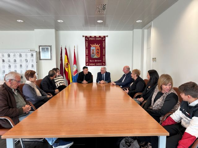 El alcalde de Torre Pacheco, recibe al jugador internacional de Torre Pacheco, Adrián Marín - 1, Foto 1