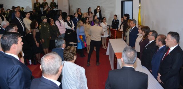 El Premio Nacional de la Comunicación y el Periodismo Alfonso López Michelsen 2025 impulsa el periodismo colombiano hacia la esfera global - 1, Foto 1