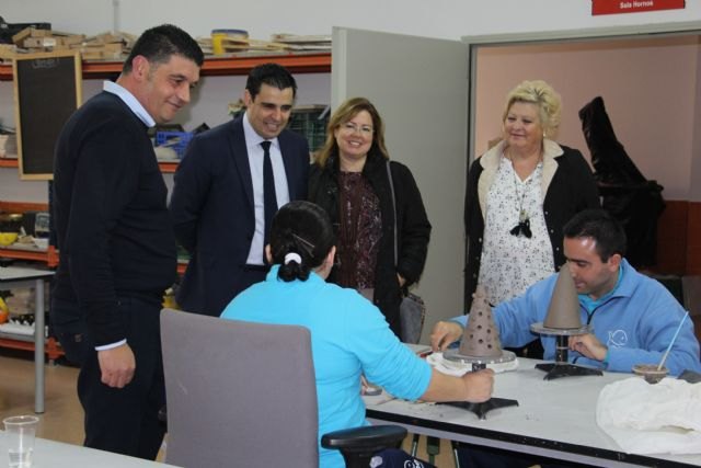 La Comunidad financia el 50 por ciento del salario mínimo de los trabajadores con discapacidad de los centros especiales de empleo - 1, Foto 1