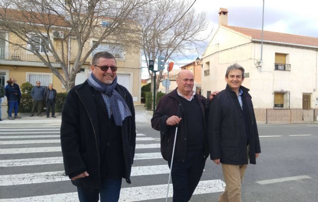 Fomento automatiza los semáforos de la pedanía caravaqueña de Los Prados para que personas con discapacidad los activen desde el móvil - 1, Foto 1