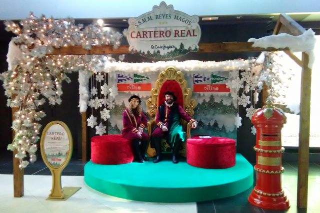 Cientos de niños viven la Navidad en El Corte Inglés e Hipercor El Tiro - 1, Foto 1