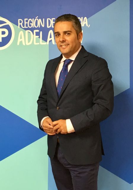 Cano: Rajoy cumple con los regantes subvencionando de nuevo el precio del agua desalada, tras su visita de ayer a la Región - 1, Foto 1