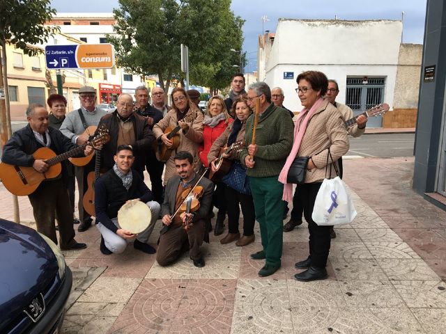 La cuadrilla de Las Torres de Cotillas cumplió con su tradicional visita navideña a los enfermos del municipio - 1, Foto 1